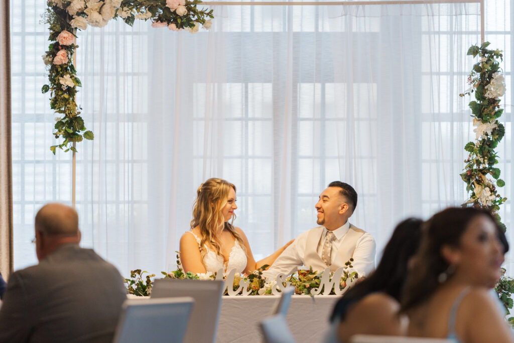 Stephanie and Kristian's Downtown Des Moines Wedding at The Tea Room and Greater Des Moines Botanical Garden_Claire Katan Creative Wedding Photography