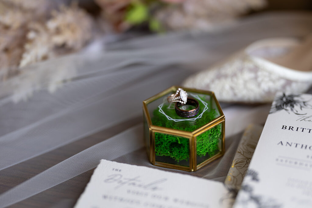 A chic, downtown omaha wedding at Lucile's in the Old Market featuring true color and black and white photography by Claire Katan Creative.