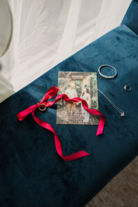 Michelle and Devin's Luxury Wedding at the Omaha Henry Doorly Zoo's Harper Event Center photographed by Claire Katan Creative