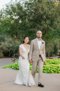 Michelle and Devin's Luxury Wedding at the Omaha Henry Doorly Zoo's Harper Event Center photographed by Claire Katan Creative