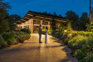 Michelle and Devin's Luxury Wedding at the Omaha Henry Doorly Zoo's Harper Event Center photographed by Claire Katan Creative